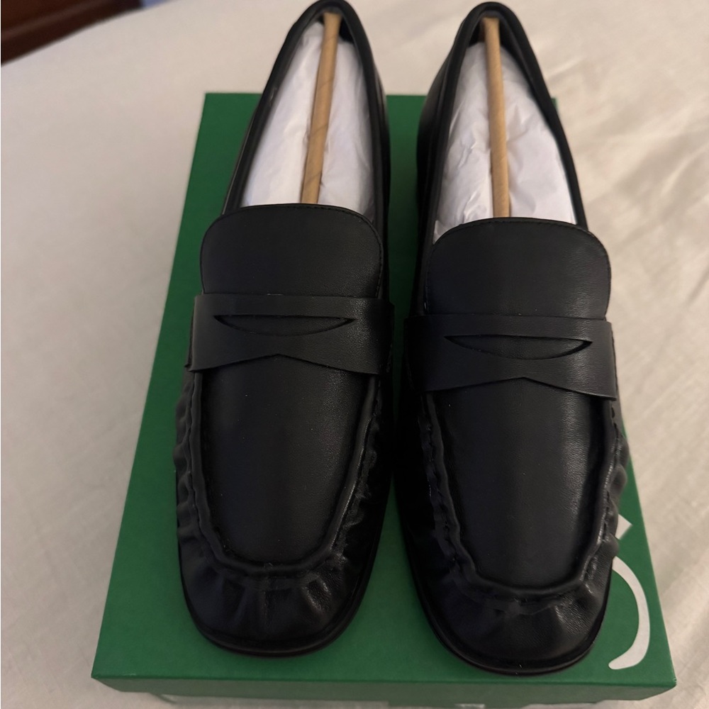 Brand New In Box J.Crew Black Ruched Leather Slip-On Loafers - Picture 7 of 8